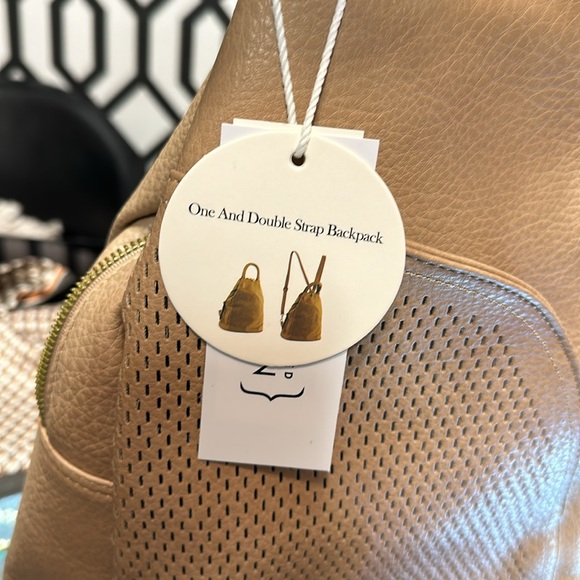 One And Double Strap Backpack material vegan by Metro Muse - Picture 13 of 14